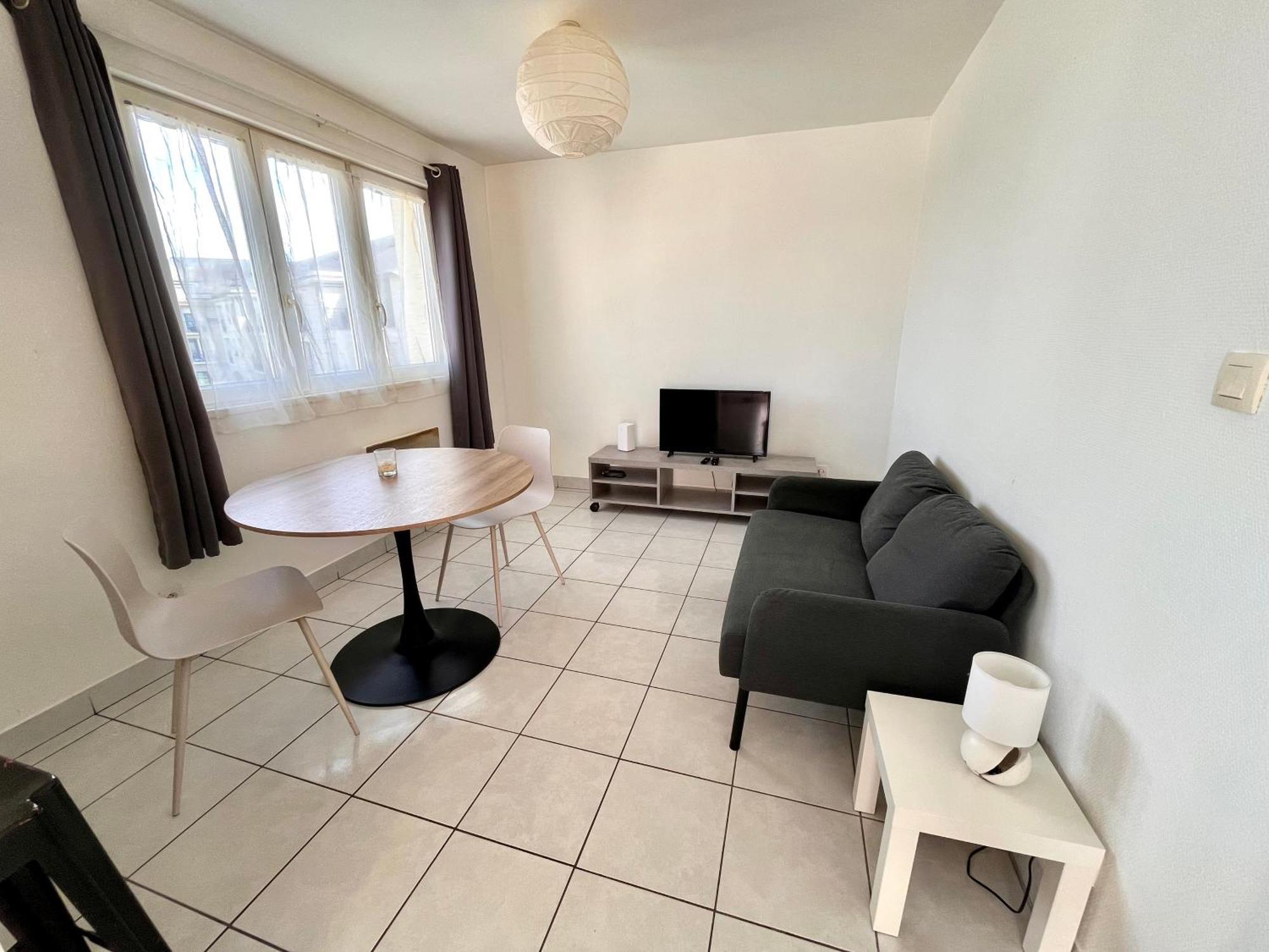 Bienvenue Chez Vous, Deplacement Pro モンドヴィル エクステリア 写真